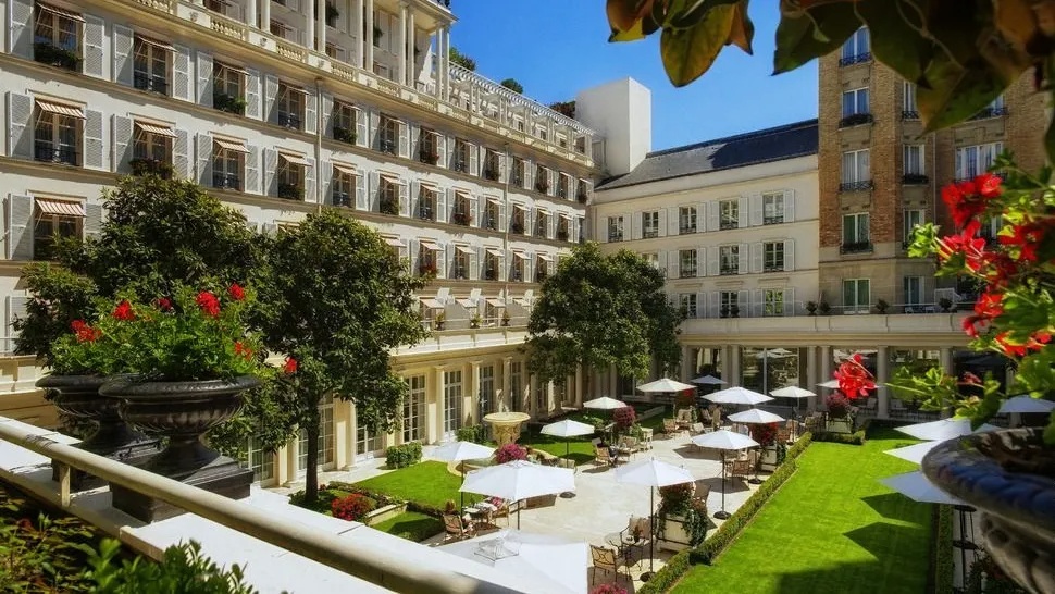 Exploring Hotels in Paris: An Informative Guide with Tips, Details, and Resources